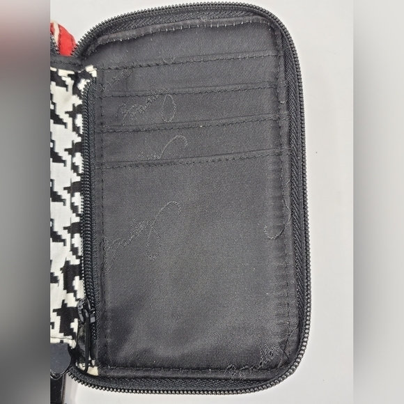 VERA BRADLEY CARRY IT ALL WRISTLET WALLET RED WHITE BLACK DECO DAISY QUILTED - Picture 9 of 12